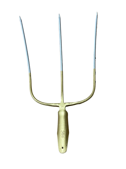 3-Tine Pitchfork with Curved Ash Handle